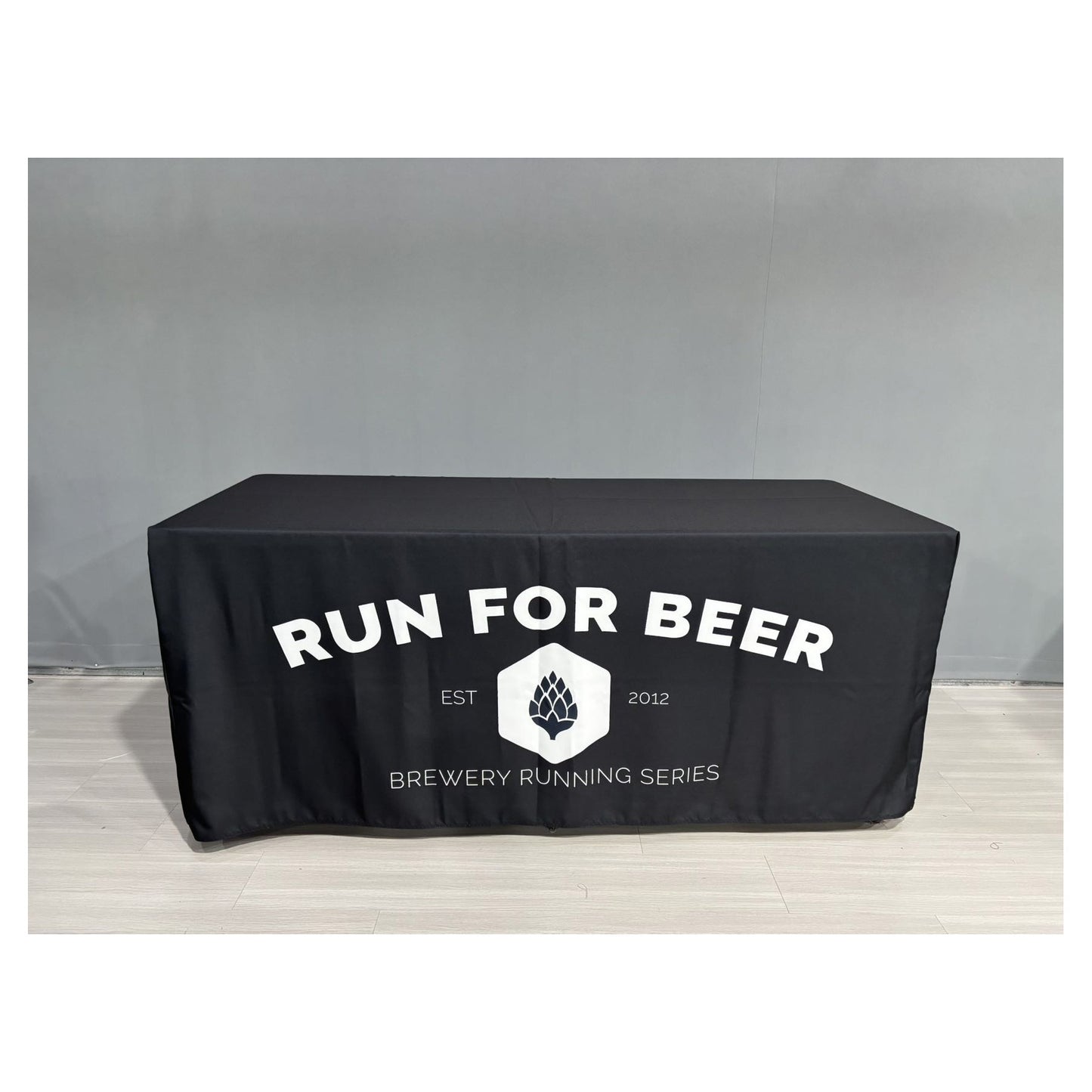 6 Foot Fitted Table Cloth